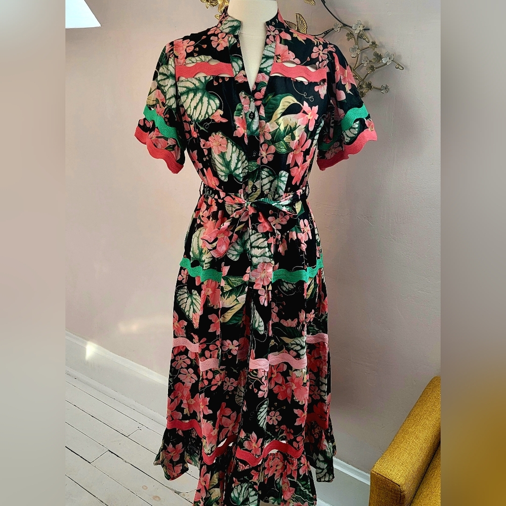 NWT Niza Midi Dress